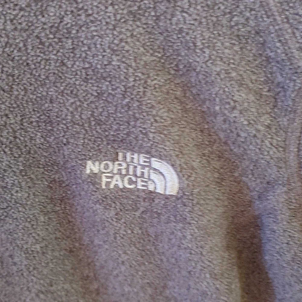 North face pullover - Picture 2 of 4